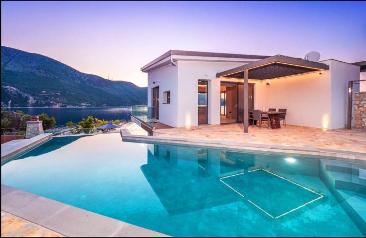 Mr Grey Luxury Villa Spartokhorion Экстерьер фото